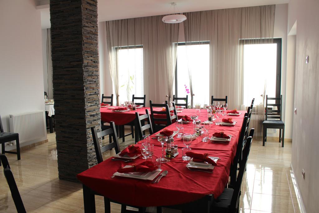 Indeep Club Hotel Cumpana  ภายนอก รูปภาพ
